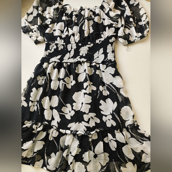 New Glory Dresses & Skirts - Floral Black and White Mini Dress